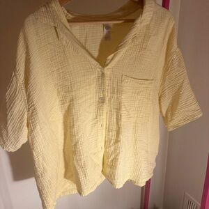 Cute Yellow top used as a beach coverup, very cute and good comfortable material